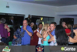 Confiram as fotos da SEXTANEJA no Clube Indaiá