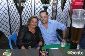 Confiram as fotos da SEXTANEJA no Clube Indaiá