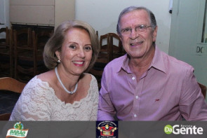 Confiram as fotos da SEXTANEJA no Clube Indaiá