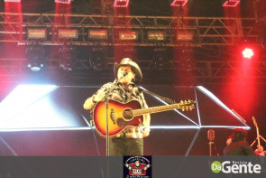 Confiram as fotos da 53° Expoagro: Chitãozinho e Xororó