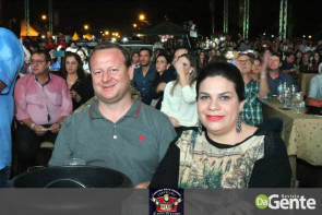 Confiram as fotos da 53° Expoagro: Chitãozinho e Xororó