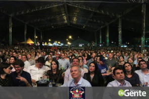 Confiram as fotos da 53° Expoagro: Chitãozinho e Xororó