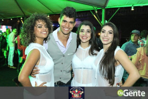 Parte 01: Confiram as fotos 53ª Expoagro: Marília Mendonça