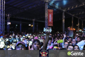 Parte 01: Confiram as fotos 53ª Expoagro: Marília Mendonça