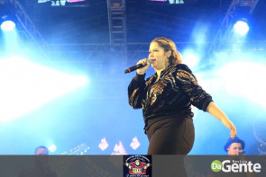 Parte 01: Confiram as fotos 53ª Expoagro: Marília Mendonça