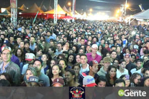 Parte 02- Confiram as fotos 53ª Expoagro: Marília Mendonça