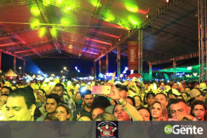 Parte 02- Confiram as fotos 53ª Expoagro: Marília Mendonça