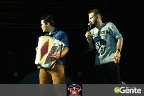 Parte 02- Confiram as fotos 53ª Expoagro: Marília Mendonça