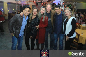 Confiram as fotos da "Sexta Ouro"