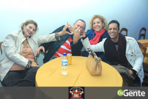 Confiram as fotos da "Sexta Ouro"