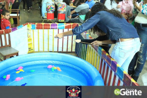 Confiram as fotos do Arraiá da Cantina Mato Grosso