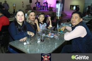 Confiram as fotos do Arraiá da Cantina Mato Grosso