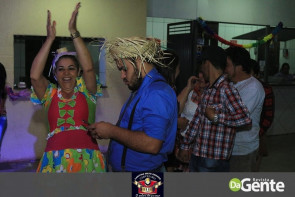 Confiram as fotos do Arraiá da Cantina Mato Grosso