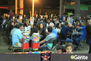 Confiram as fotos do Arraiá da Cantina Mato Grosso