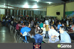 Confiram as fotos do Arraiá da Cantina Mato Grosso