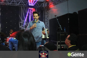 Confiram as fotos do show do Alex e Yvan