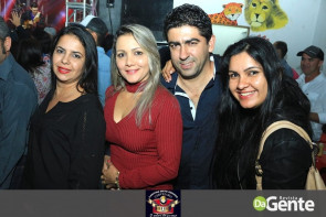 Confiram as fotos do show do Alex e Yvan