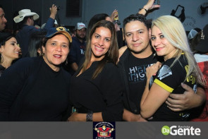Confiram as fotos do show do Alex e Yvan
