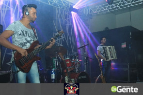 Confiram as fotos do show do Alex e Yvan