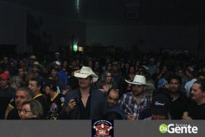 Confiram as fotos do show do Alex e Yvan