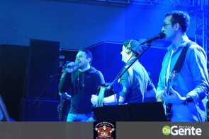 Confiram as fotos do show do Alex e Yvan