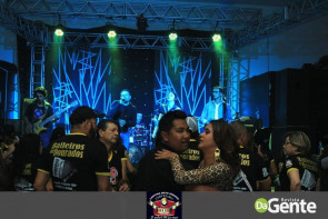 Confiram as fotos do show do Alex e Yvan