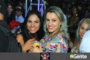 Confiram as fotos do show do Alex e Yvan