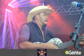 Confiram as fotos do show do Alex e Yvan