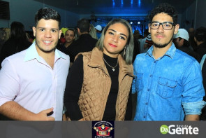 Confiram as fotos do show do Alex e Yvan