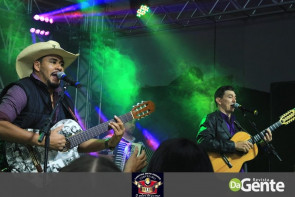 Confiram as fotos do show do Alex e Yvan