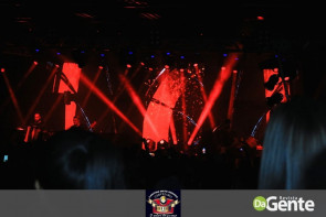 Confiram as fotos do show Conrado e Aleksandro