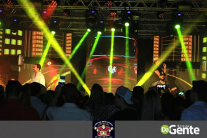 Confiram as fotos do show Conrado e Aleksandro