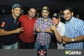 Confiram as fotos do show Conrado e Aleksandro