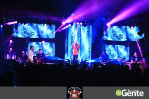 Confiram as fotos do show Conrado e Aleksandro