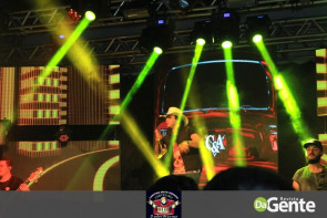 Confiram as fotos do show Conrado e Aleksandro