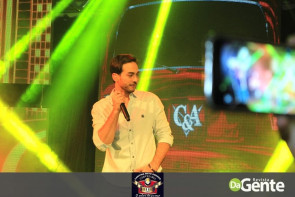 Confiram as fotos do show Conrado e Aleksandro