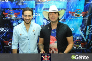 Confiram as fotos do show Conrado e Aleksandro
