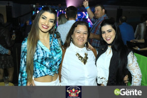 Confiram as fotos do show Conrado e Aleksandro