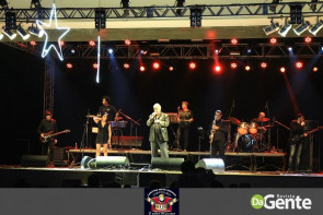 Confiram as fotos do show do Sidney Magal