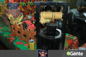 Confiram as fotos da festa Julina no clube Ubiratan