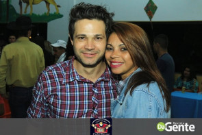 Confiram as fotos da festa Julina no clube Ubiratan