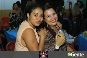 Confiram as fotos da festa Julina no clube Ubiratan