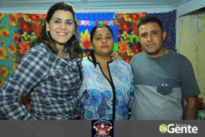 Confiram as fotos da festa Julina no clube Ubiratan