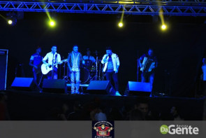 Confiram as fotos da 4ª edição do Arraiá do Flórida