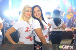 Confiram as fotos "Bailão do Zíngaro" no clube Ubiratan