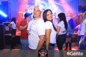 Confiram as fotos "Bailão do Zíngaro" no clube Ubiratan