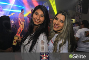 Confiram as fotos "Bailão do Zíngaro" no clube Ubiratan