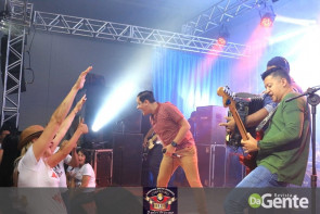 Confiram as fotos "Bailão do Zíngaro" no clube Ubiratan