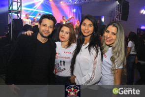 Confiram as fotos "Bailão do Zíngaro" no clube Ubiratan