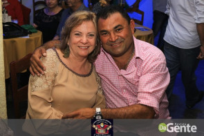 Confiram as fotos da Sextaneja com cantor Julyano Barreto